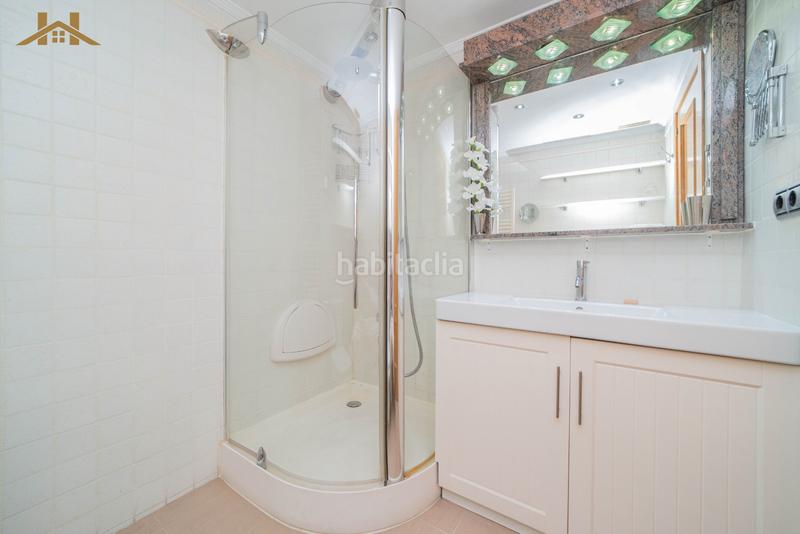 Foto ca0ba1e4-6280-4598-b06f-137f202d235f. Flat with heating parking pool in Monte el Pilar Majadahonda