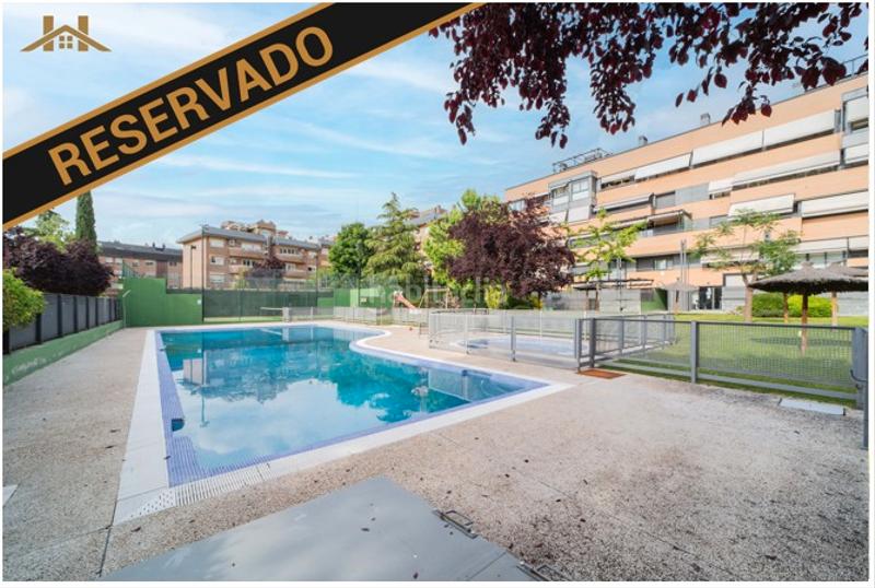 Foto 64ce0dd1-ff70-4bcb-ba0d-0557e0076e33. Dachwohnung mit heizung parking pool in Casco Antiguo Majadahonda