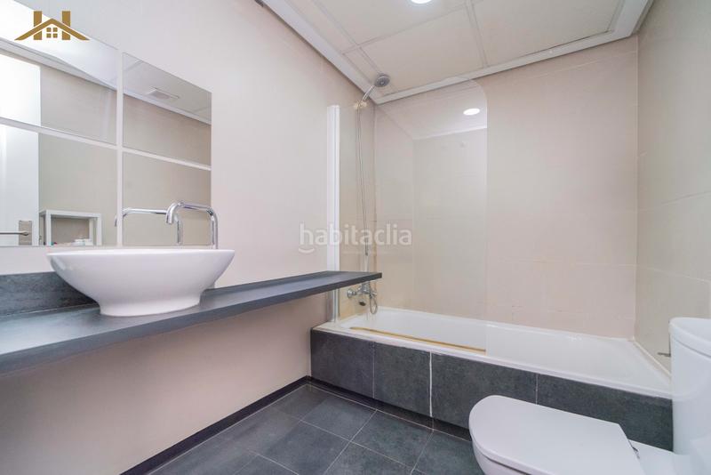 Foto 80655ffb-e832-49c1-92e9-e1275517a32c. Dachwohnung mit heizung parking pool in Casco Antiguo Majadahonda