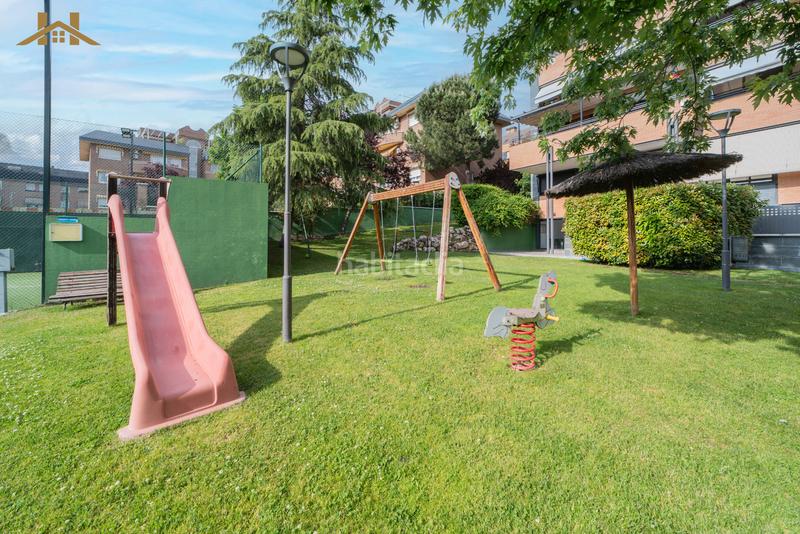 Foto 8f13ced8-3052-441a-8e6a-67b119238294. Dachwohnung mit heizung parking pool in Casco Antiguo Majadahonda