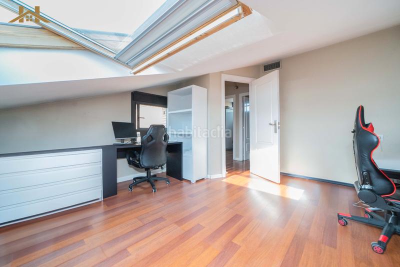 Foto f1545f4c-4551-4b32-8e30-040b27ba2754. Dachwohnung mit heizung parking pool in Casco Antiguo Majadahonda