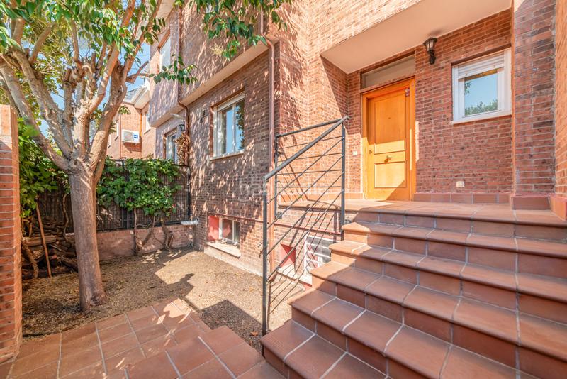 Foto de0d2eb9-c219-45f3-a584-bba0fedb1d55. Casa adosada en Carretera del Plantío Majadahonda