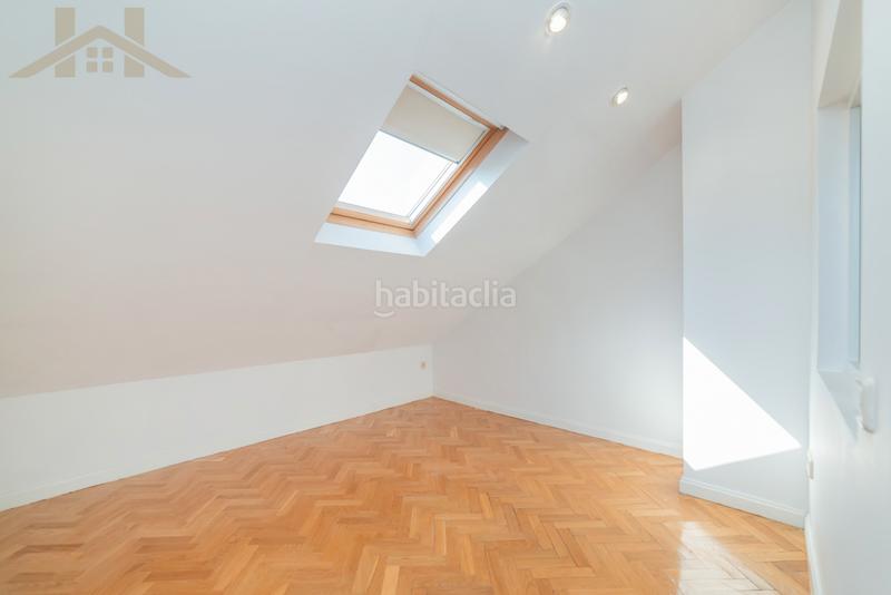 Foto ae0cc0da-ce64-4302-a76c-4965d7e1db9d. Casa adossada amb calefacció aparcament piscina a Majadahonda