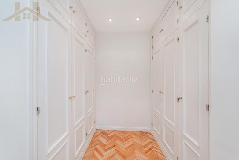 Foto 521394ea-9666-4a5a-a25b-52a08f0f93b4. Semi detached house with heating parking pool in Carretera del Plantío Majadahonda