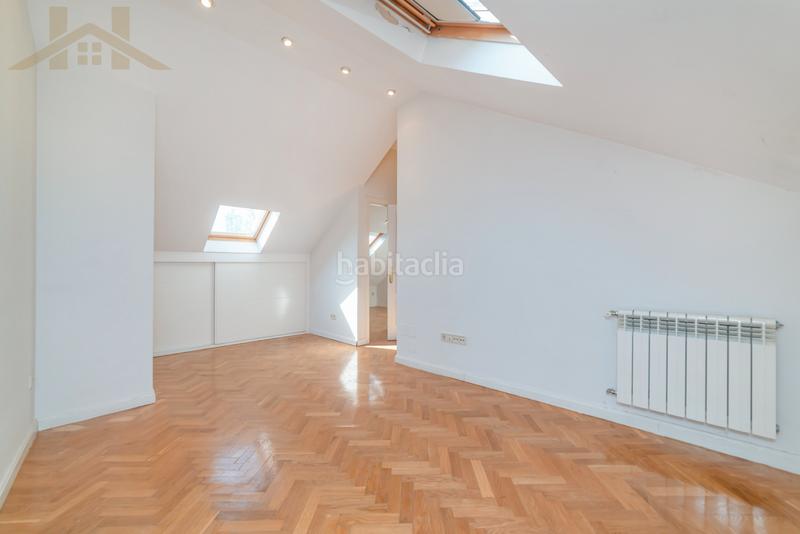 Foto 910b7f7f-c0ce-4790-9a56-544c6ead1790. Semi detached house with heating parking pool in Carretera del Plantío Majadahonda