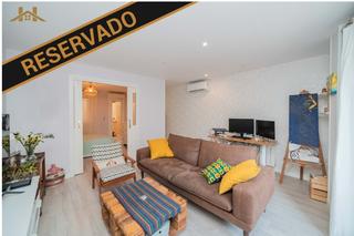 Etagenwohnung in Calle Mina