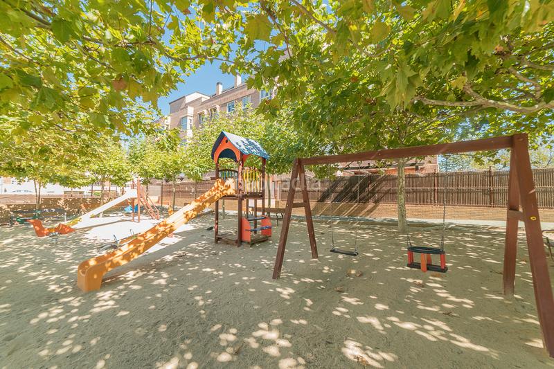 Foto 55ee4ff3-1e40-43f4-ab09-e1b71688c7e9. Appartamento in calle fragata 19 in Golf-El Carralero Majadahonda