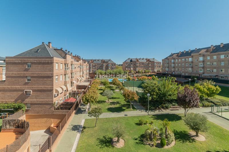 Foto 988020fc-e19f-48cb-bb83-08b498143298. Appartamento in calle fragata 19 in Golf-El Carralero Majadahonda