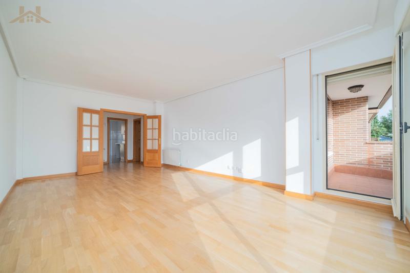 Foto 26ccbf78-0ccb-4f01-bc8c-fd5a8365d9e5. Appartement dans calle fragata 19 dans Golf-El Carralero Majadahonda