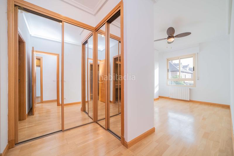 Foto 9fb6bf34-7986-409e-9639-5b2fe20ad88c. Appartement dans calle fragata 19 dans Golf-El Carralero Majadahonda