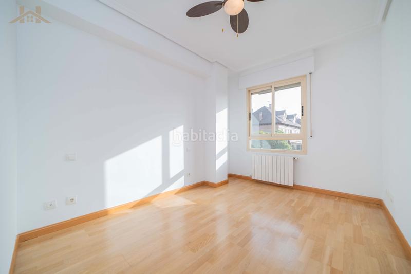 Foto c9a45c0c-619a-4cac-b964-fba5e884493e. Appartement dans calle fragata 19 dans Golf-El Carralero Majadahonda