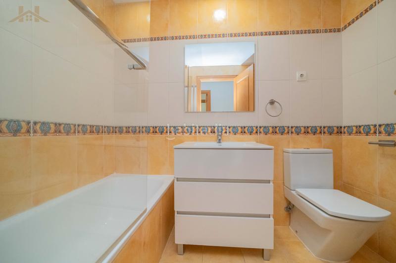 Foto 34b3fd28-927f-413b-9767-41ee8055ec84. Flat in calle fragata 19 in Golf-El Carralero Majadahonda