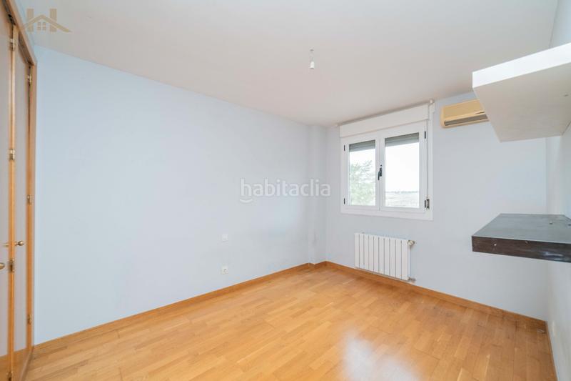 Foto f46bfc55-7c41-4088-8258-ef2c838bb013. Flat with heating in Yeles