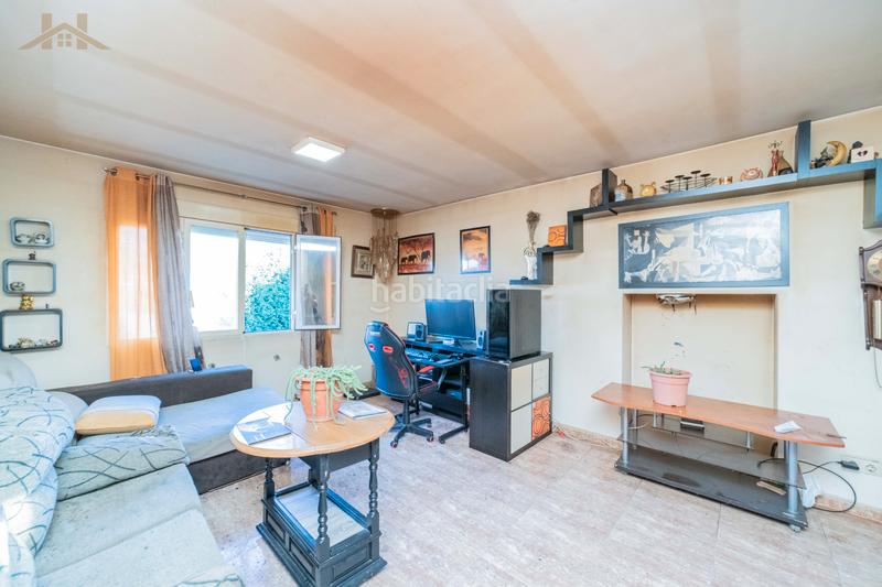 Foto bc3b59b3-a95d-4509-8ead-765f6c63b1f1. Casa bifamiliare con riscaldamento parcheggio in Yeles