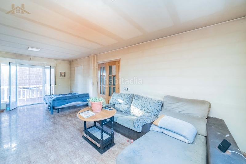 Foto dd2c1718-d2da-4e61-a394-bf6a0b9d4536. Casa bifamiliare con riscaldamento parcheggio in Yeles