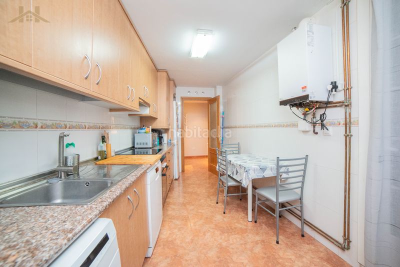 Foto b39f799d-b055-442e-9718-1af5196aa01c. Pis amb calefacció aparcament a Yeles