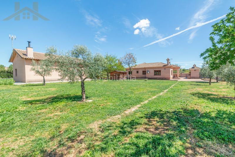 Foto 36fb50a8-1493-41b7-992b-e9d0f5c6e54d. Chalet en camino real de toledo 58 en Yeles