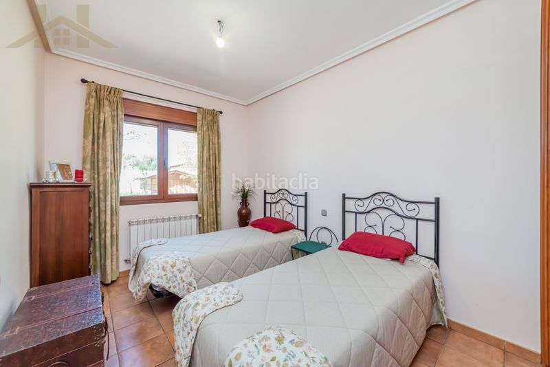 Foto 55261326-51e2-42cd-98fc-0569b4260189. Chalet en camino real de toledo 58 en Yeles