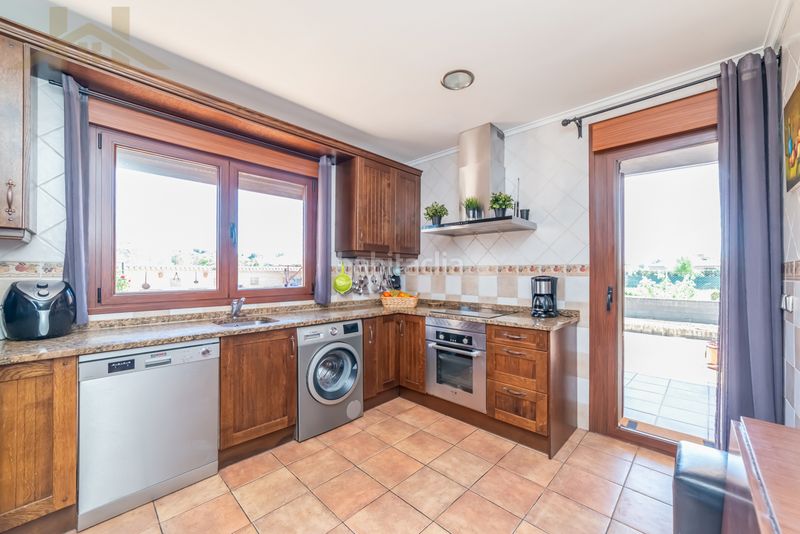 Foto 6779787e-5115-400c-bd97-94713ff5af47. Chalet en camino real de toledo 58 en Yeles