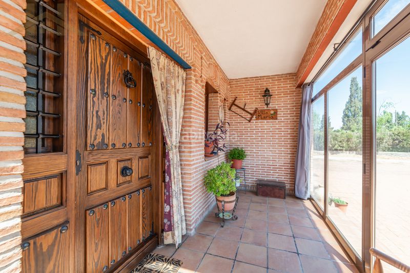 Foto ab2625e6-5106-4e0b-b09b-279adab274ad. Chalet en camino real de toledo 58 en Yeles