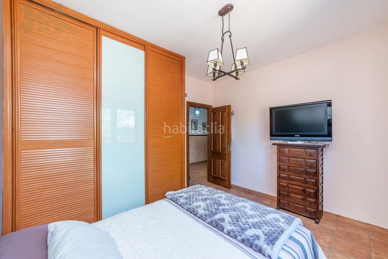 Foto cce85a43-a8f7-4861-858f-ec21f06f30be. Chalet en camino real de toledo 58 en Yeles