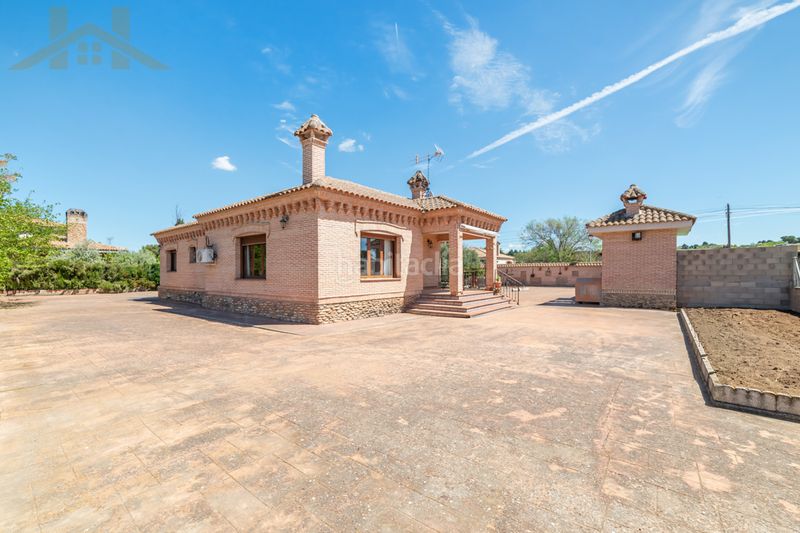 Foto fa72d3a4-96dc-4fd4-ae4c-90a5e8b015d8. Chalet en camino real de toledo 58 en Yeles