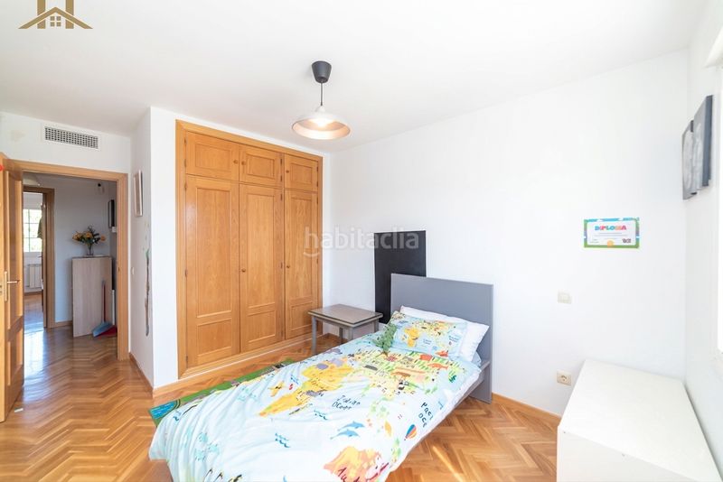 Foto 01fa0a9c-4f96-4377-bb6c-220d8de565c7. Casa adosada en avenida intergolf 70 en señorío de Illescas Illescas