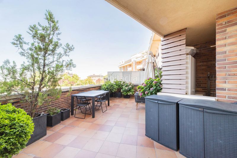 Foto b3ee0ce2-b94e-47db-85c2-ae34f193d0ed. Pis amb calefacció aparcament piscina a Monte el Pilar Majadahonda