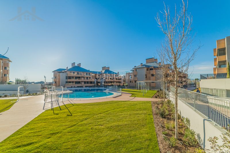 Foto a19d4497-34cd-4bb4-a7f6-10f27bb2e45d. Dúplex amb calefacció piscina a Golf-El Carralero Majadahonda