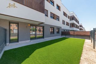 Pis  Calle álvaro mutis 17r