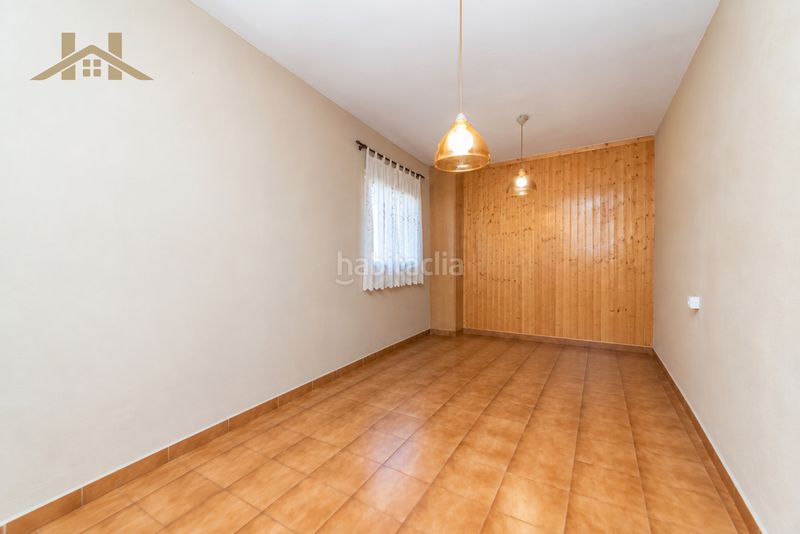 Foto eb5d4cfe-f621-47d1-b139-f67a42699a20. Casa aparellada amb xemeneia calefacció aparcament piscina a Majadahonda