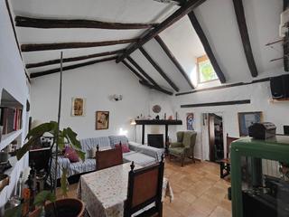 House in Olmeda de las Fuentes