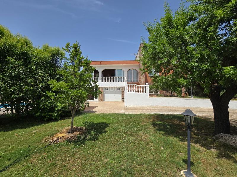 Foto 882f7ca4-6e10-402f-a719-ce79f0ef6655. Casa amb calefacció piscina a Villar del Olmo