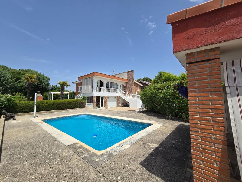 Foto e4f4ff94-b0fb-4ba6-a275-48f9f7be5982. Maison avec chauffage piscine dans Villar del Olmo