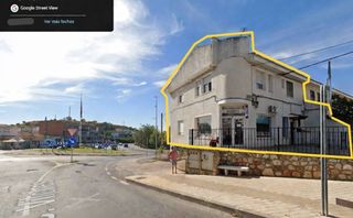 Building in Alfarería 1