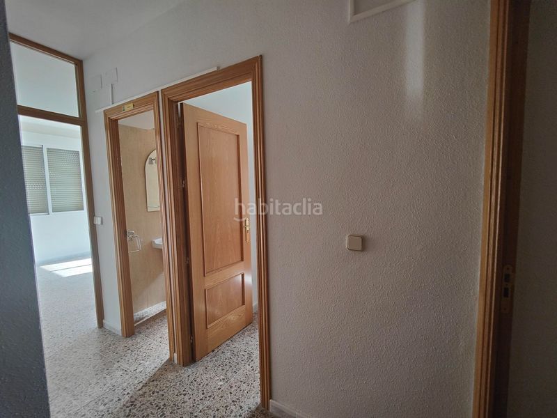 Foto 129b0d7a-a765-4ff9-aa83-ca725b0e0834. Edifici a alfarería 1 a Campo Real