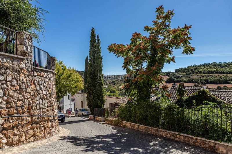 Foto 2cb479b8-5149-4c57-83a8-d3ffb8e643be. Casa adossada amb calefacció a Olmeda de las Fuentes