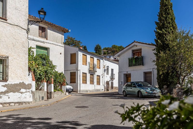 Foto d658791f-ee6d-4a8c-bc02-ac0d1e2b6a0f. Casa adossada amb calefacció a Olmeda de las Fuentes
