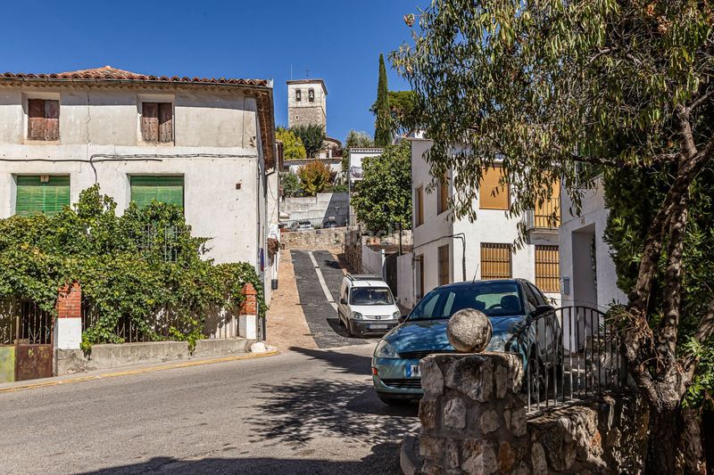 Foto e9c3595b-3495-4114-bea6-9c30d3d2a013. Casa adossada amb calefacció a Olmeda de las Fuentes