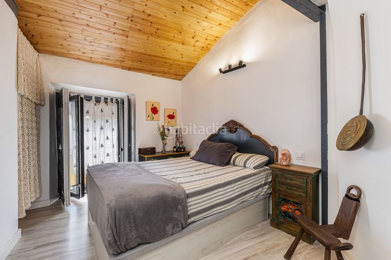 Foto fc2a136f-2219-4dbf-9d0c-30b083f371b2. Casa adossada amb calefacció a Olmeda de las Fuentes