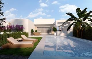 Chalet à Algorfa. Villa andros estã construida en una sola planta y consta de un s