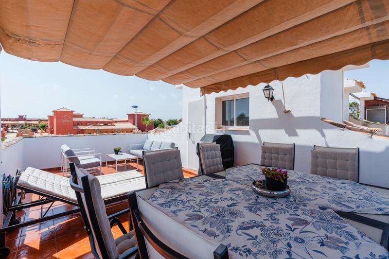 Foto 0e943a66-2cf1-44ed-95f5-85d38e11a13d. Casa adossada amb aparcament piscina a Monte Faro-Altomar II Santa Pola