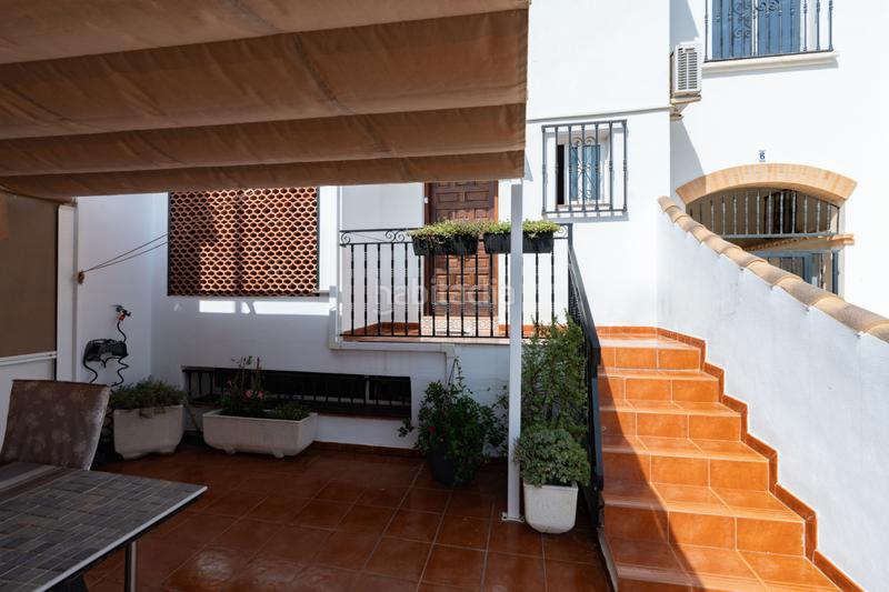Foto 651567d1-aa0d-4859-9897-b99f1e507a17. Casa adossada amb aparcament piscina a Monte Faro-Altomar II Santa Pola