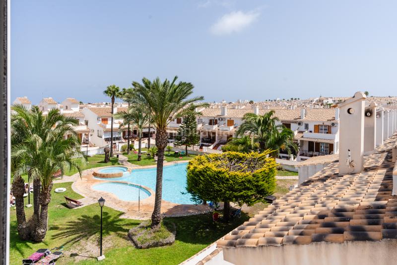 Foto e8b5dab4-0585-470f-9994-d6e3d5e5b1fd. Casa adossada amb aparcament piscina a Monte Faro-Altomar II Santa Pola
