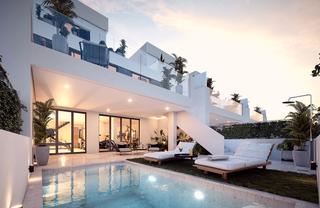 Chalet à Las Lomas de Rame-Bahía Bella. Costa blanca eiendom presenta este exclusivo proyecto de alta ca