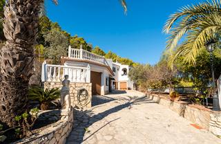 Xalet a Font d´en Carròs (la). Estamos orgullosos de presentar este chalet de segunda mano en l
