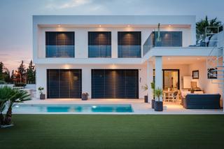 Maison à San Fulgencio. Estamos orgullosos de presentar esta exquisita villa de lujo sit