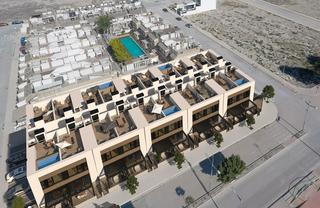 Chalet à Dolores. Costa blanca eiendom presenta un exclusivo conjunto de casas ado