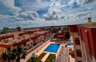 Appartement à Lomas de Cabo Roig - Los Dolses. Costa blanca eiendom presenta un edificio restaurado compuesto p