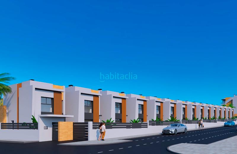 Foto 972f3ac3-b0e1-4ae3-9f03-73a8cb9aa2e0. Casa adosada costa blanca eiendom presenta un exclusivo desarrollo residencial en la vibrante zona de Aguas Nuevas, , una excelente o en Torrevieja
